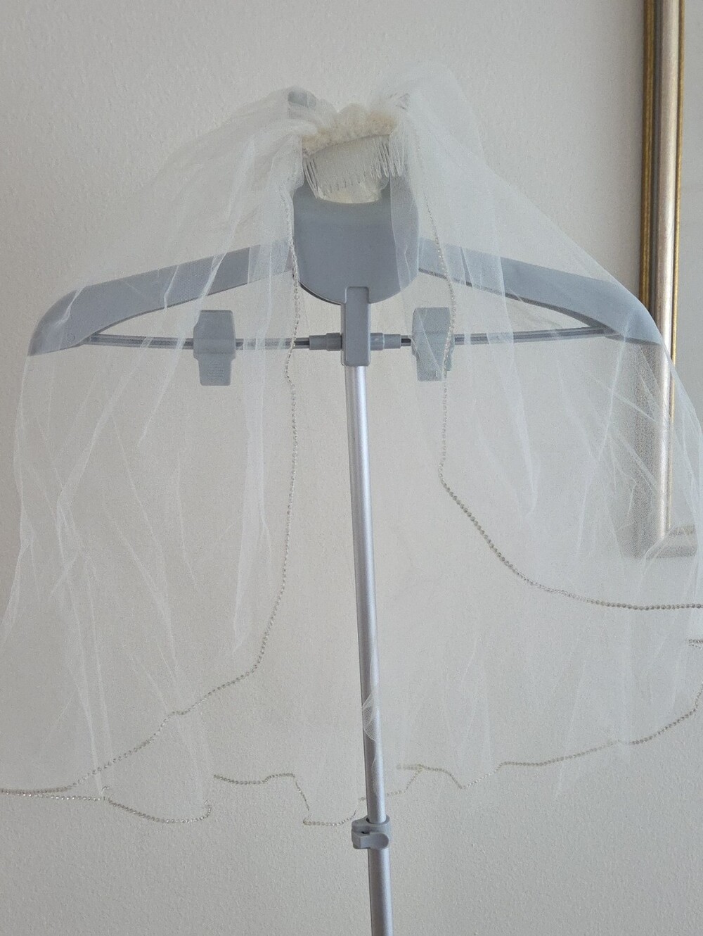 Allure Bridals White Two-Tier Bridal Veil with Beaded Trim